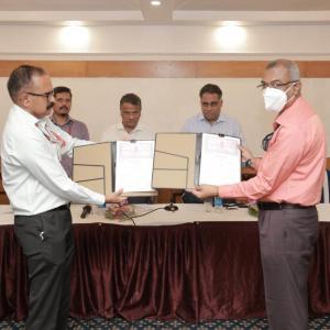 MoU Signing ceremony between KPSC & Digital University Kerala on 27.04.2023